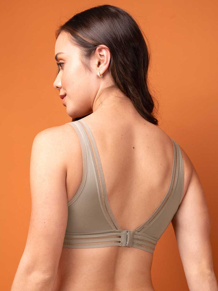 Bralette Copa Triangular Para Mujer Color Pistacho Cremoso