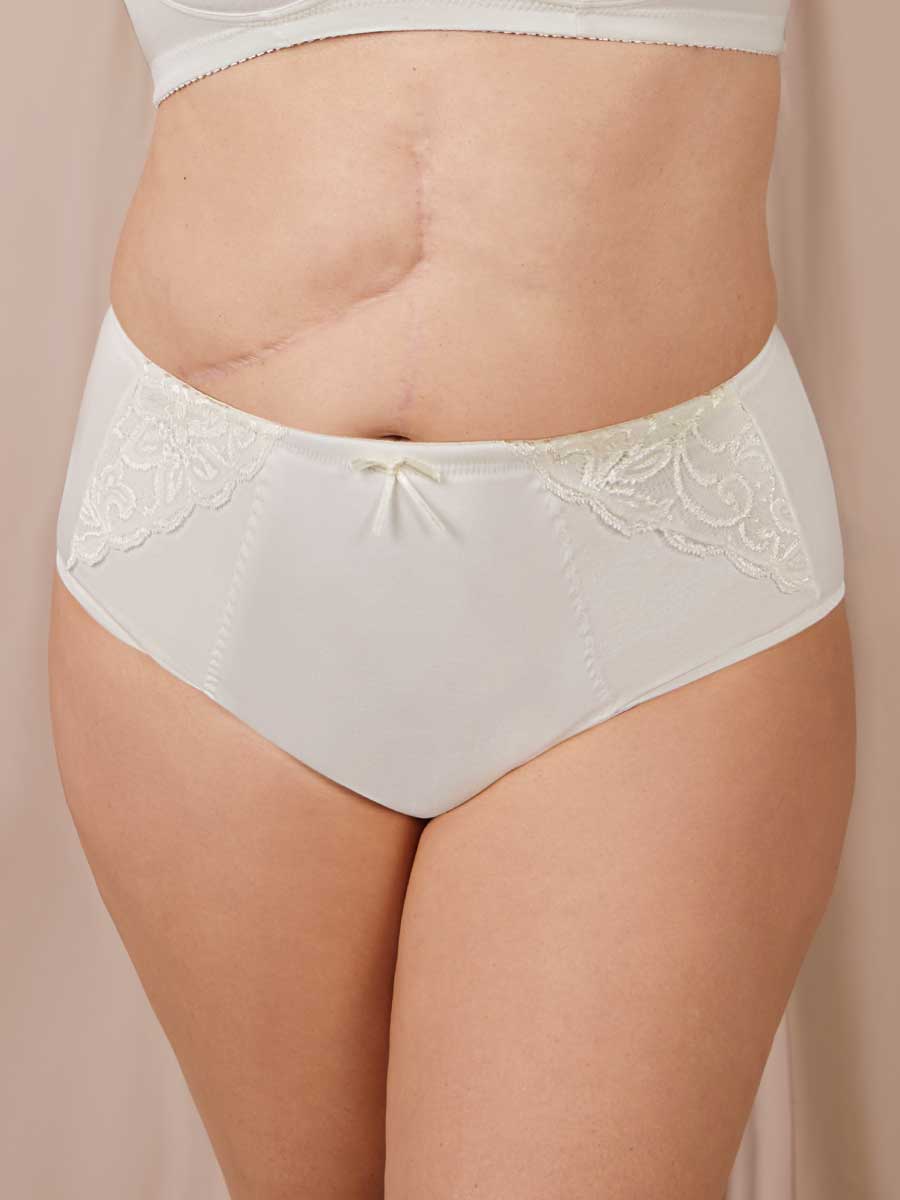 Panty Clásico en Algodón Color Marfil