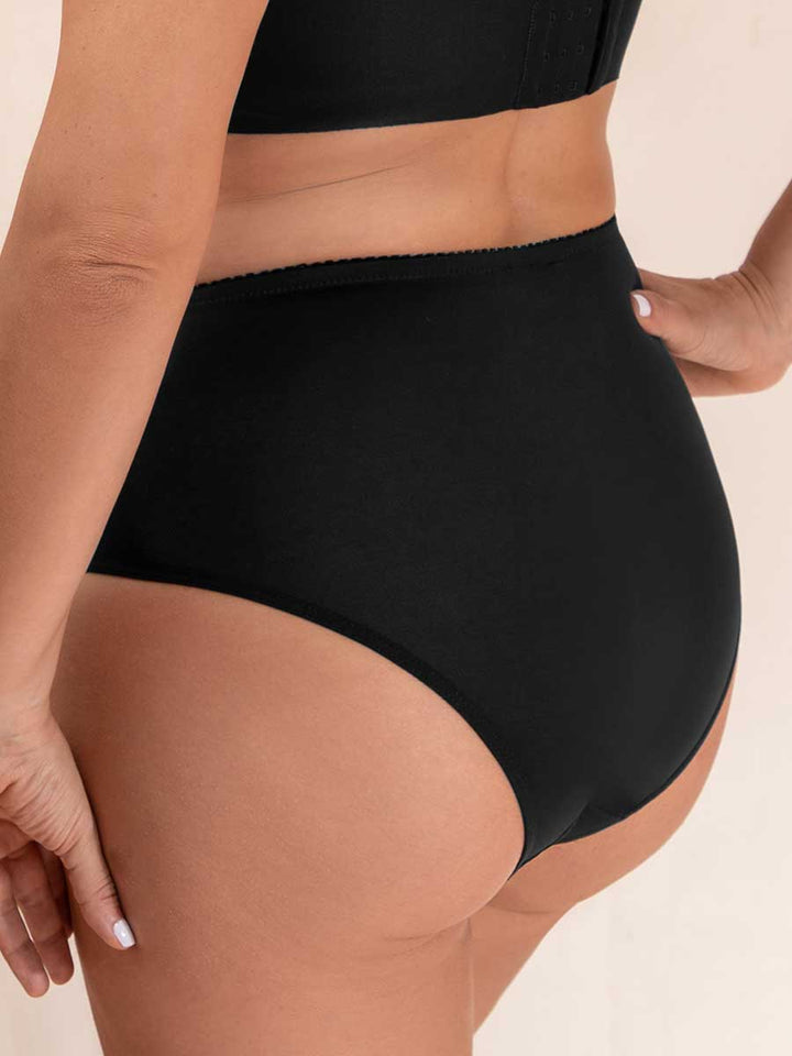 Panty Clásico con Control Suave de Abdomen Negro