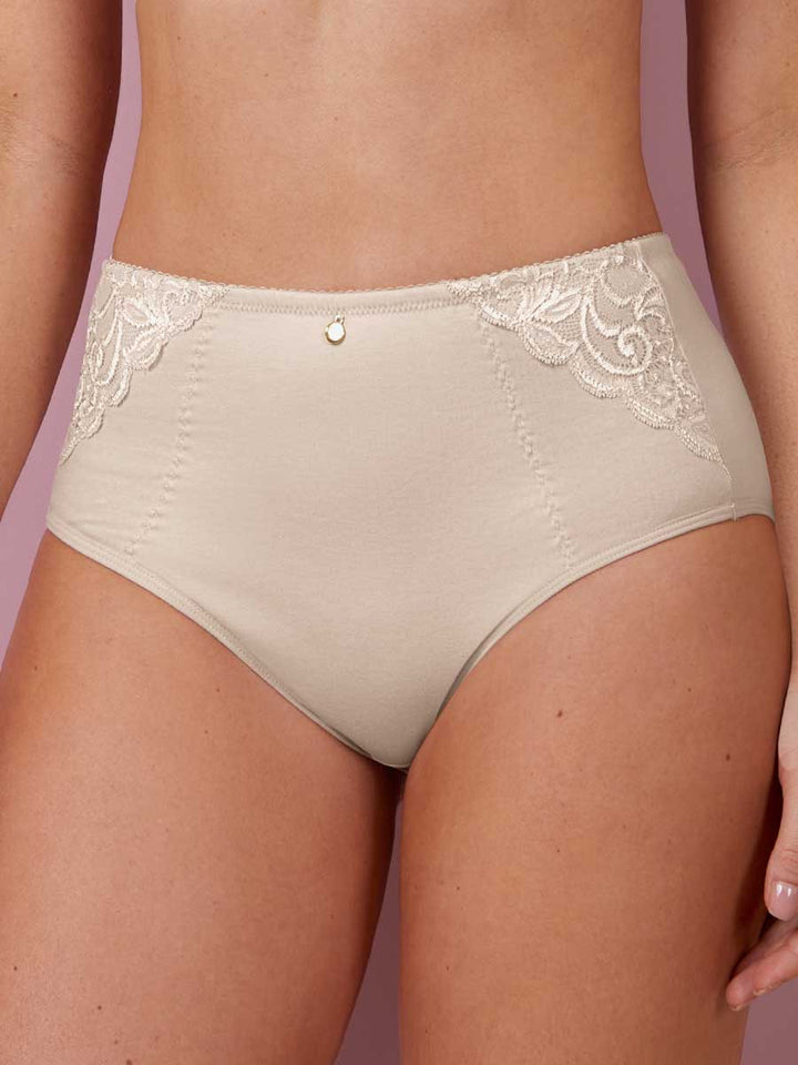 Panty Clásico en Algodón Color Perla
