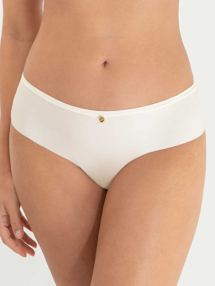 Brasilera Invisible Para Mujer Color Vainilla