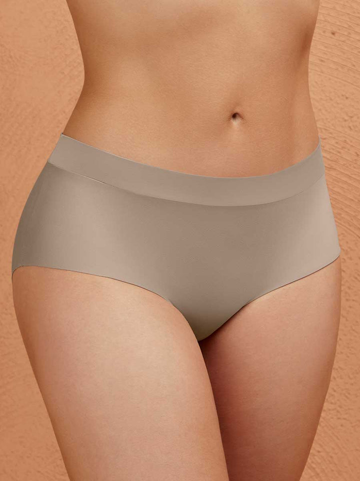 Cachetero Invisible con Fajón en Cintura Pistacho Cremoso