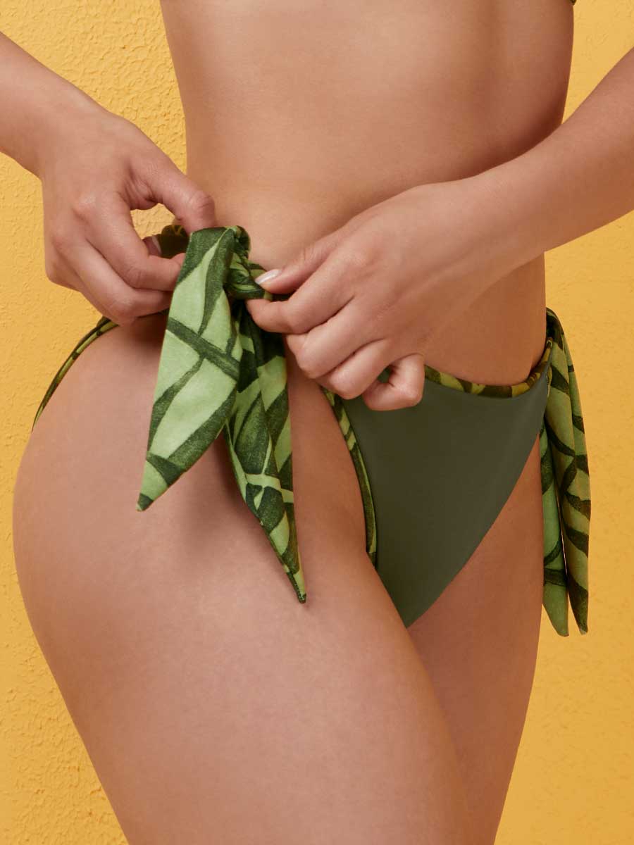 Panty de Baño Triangular Doble Faz Verde Militar